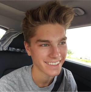 Meet your Posher, Steven